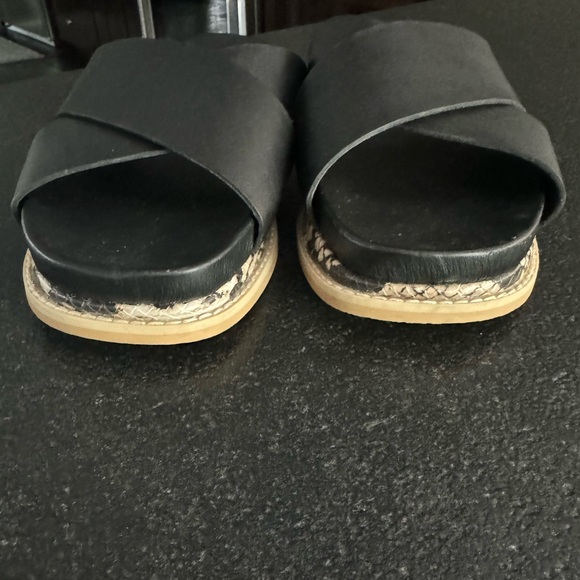 Treasure & Bond Carter Snake Print Platform Sandals- size 8! Never worn! - Picture 7 of 13